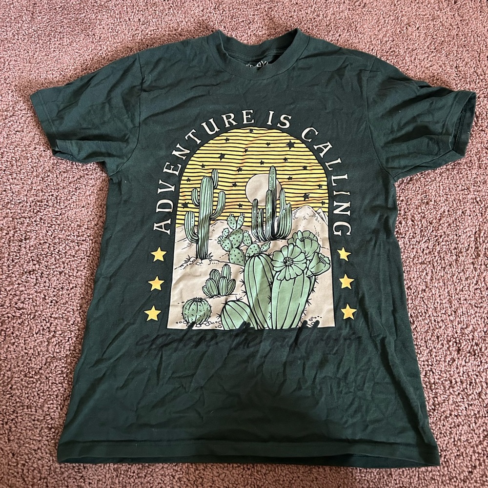 short sleeve t-shirt